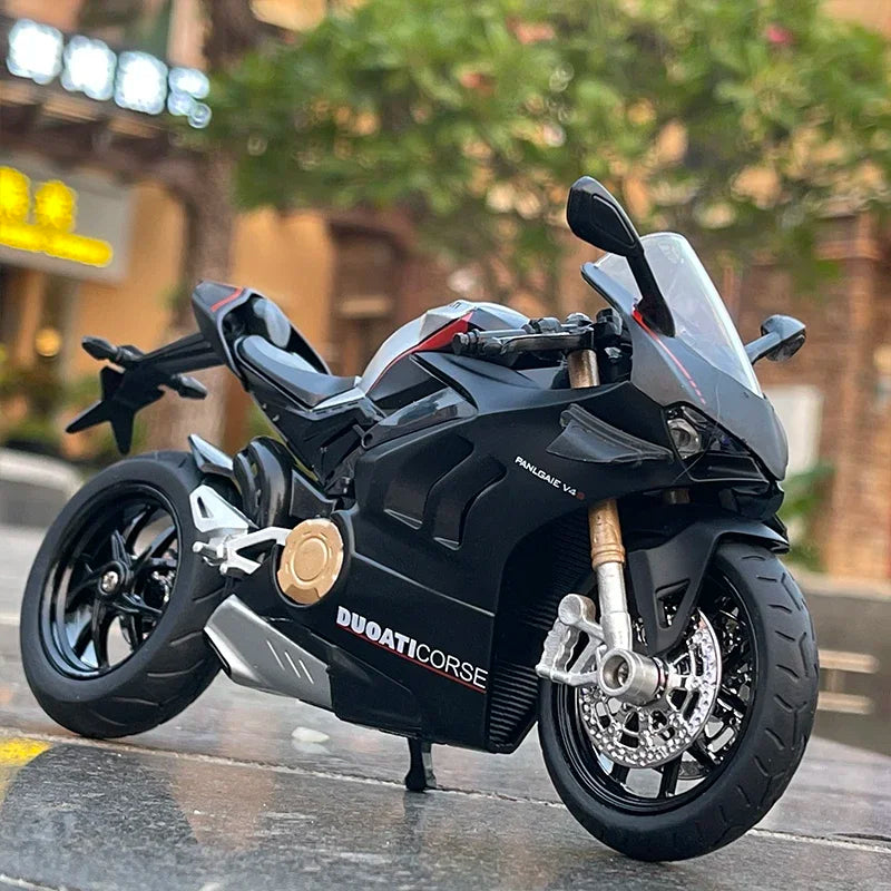 Ducati Panigale V4S - diecast model